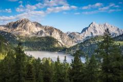 Rechts zeigt sich der Watzmann